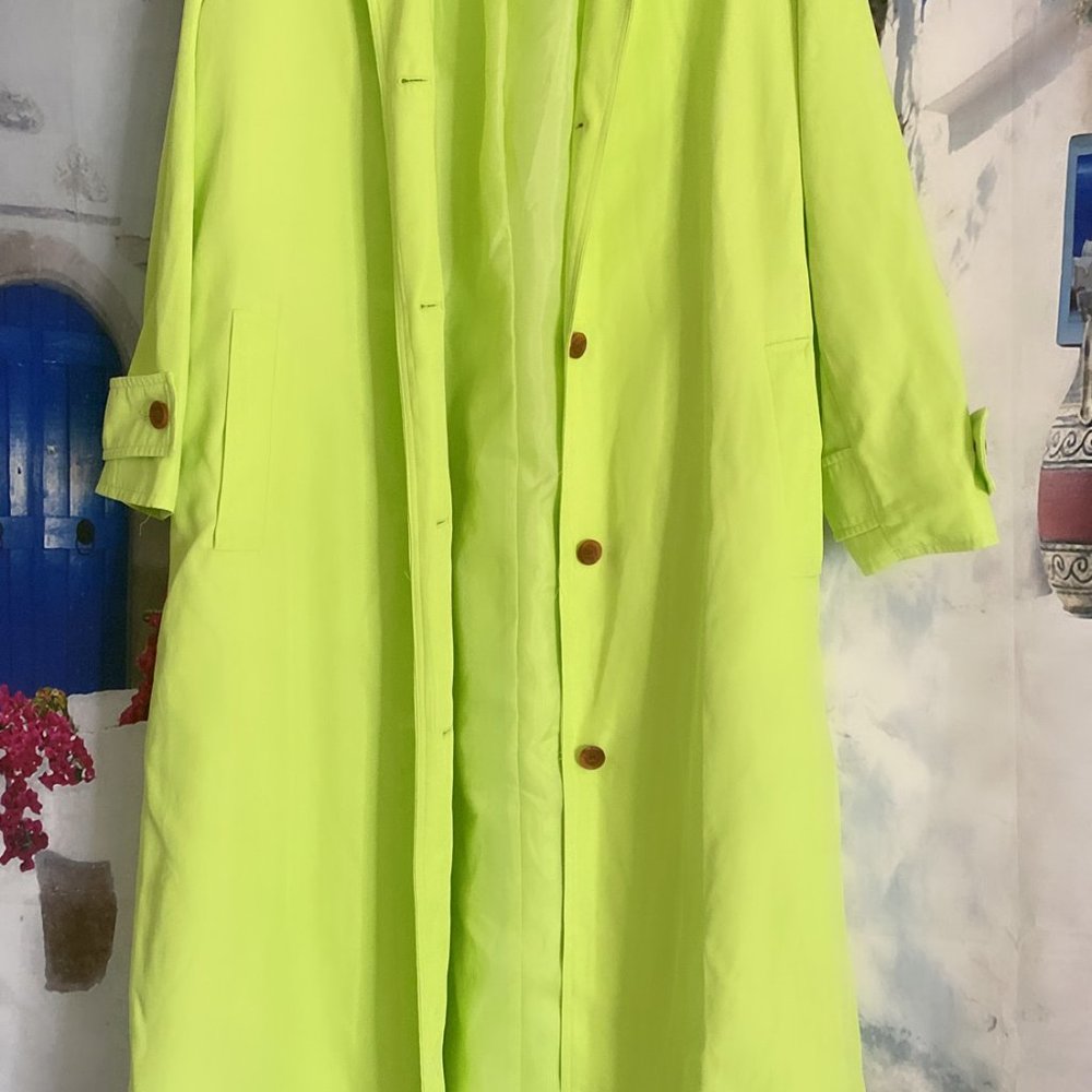 Coat - Picture 2 of 5